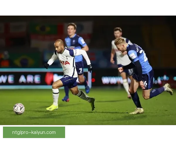 英超经典回合分析：历史交锋中的心跳瞬间与战术对决