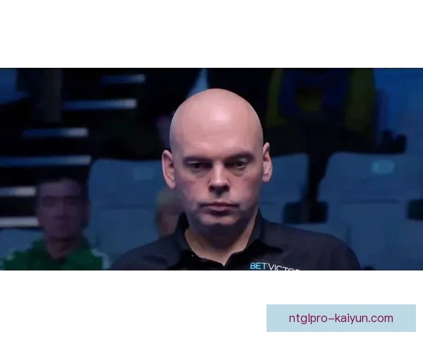 苏格兰国家队在近期比赛中表现稳健，备受关注状态回暖。