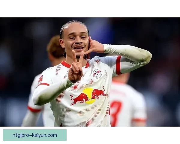 哈维·西蒙斯国家队表现持续提升，成为新一代的希望之星